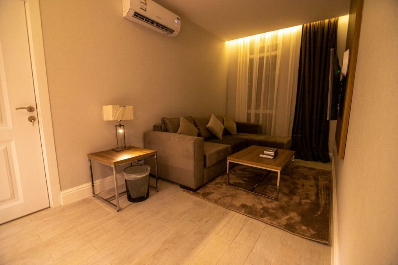 قولدن سكوير طريق الرياض Golden Square Riyadh Road Chamis Muszajt Zewnętrze zdjęcie